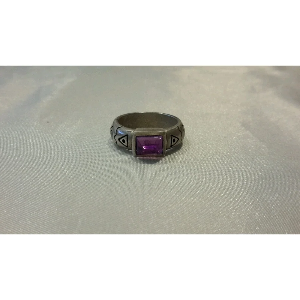 Stamped E amethyst silvertone gemstone band ring sz 6 chevron triangle 6.65g
